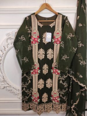 Agha Noor Dark Green