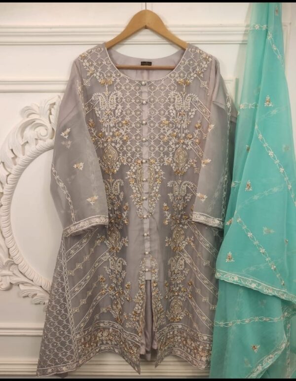 Agha Noor Grey and Blue